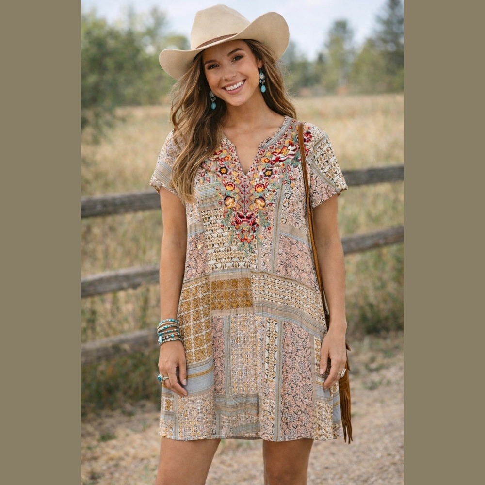 Savanna Jane Size Small Embroidered Patchwork Dress Floral Boho Festival Western
